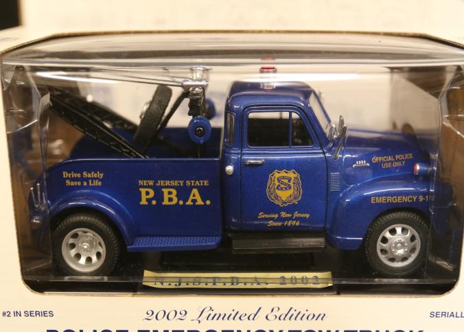 POLICE NEW JERSEY PBA 1999 POLICE BOMB SQUAD TRUCK 4th IN SERIES MINT IN BOX 