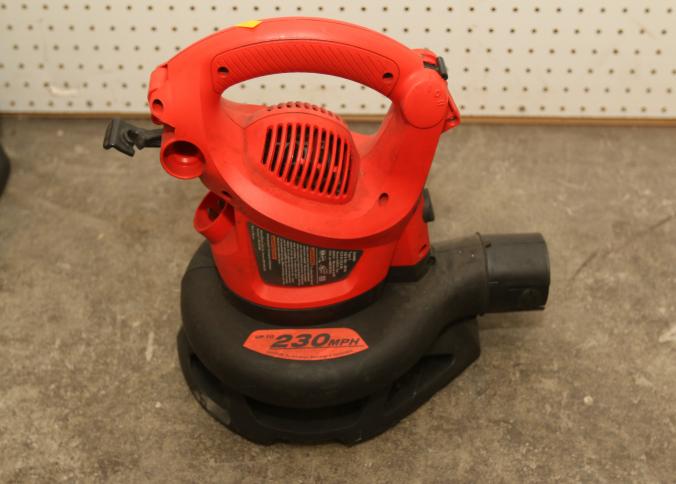 At Auction: Black & Decker FreshGuard vacuum sealer