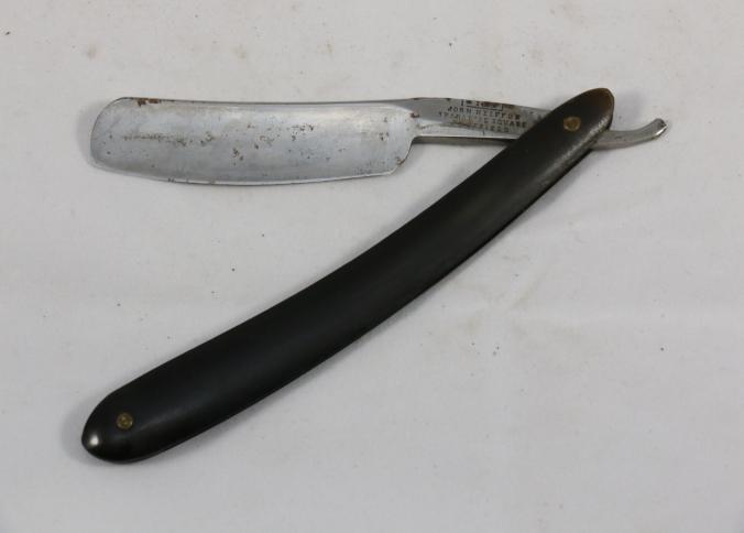 Straight razor sharpener, Paris, in an original case, France, the beginning  of the 20th cent., 25.9 x 3.3 x 1.6 cm