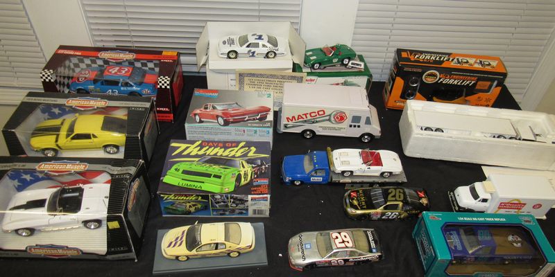 diecast model car auctions