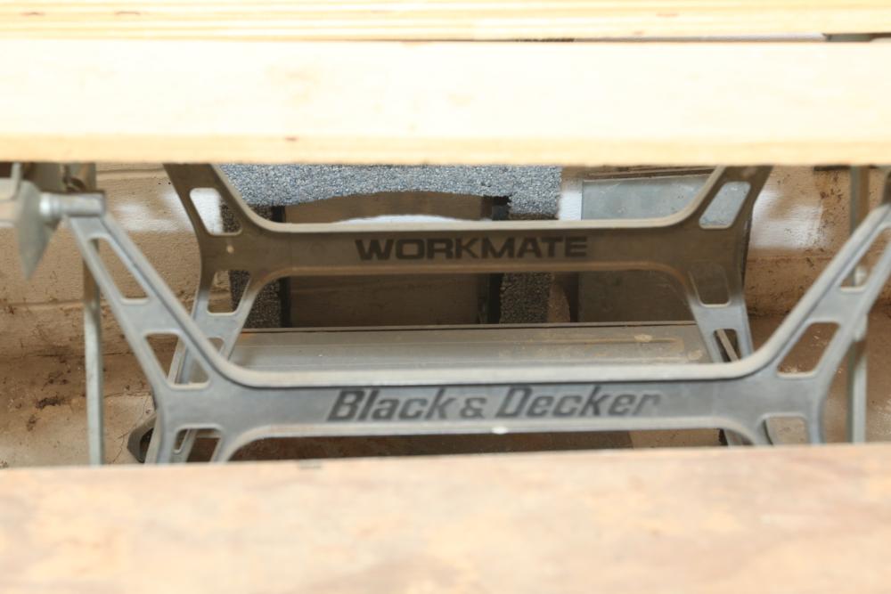 Black & Decker Workmate 200 - AAA Auction and Realty