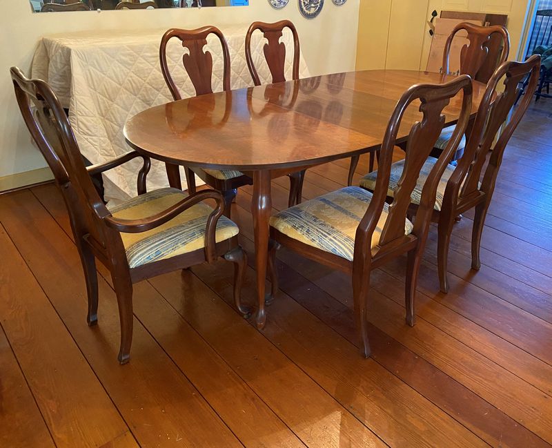 used queen anne dining room set