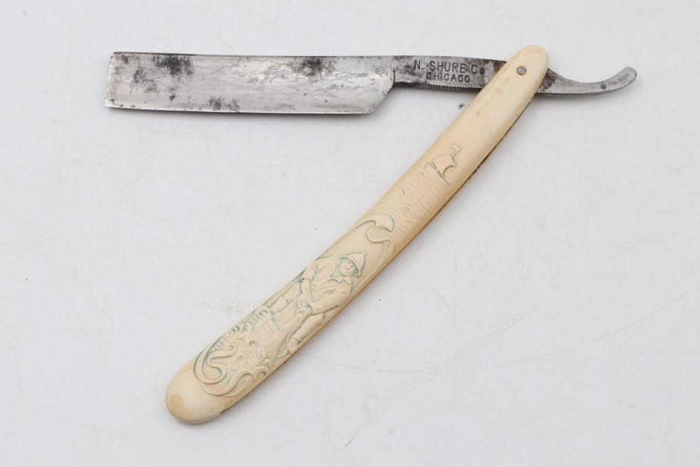 Trapezoidal Razor With Pattern Absolute Auctions & Realty