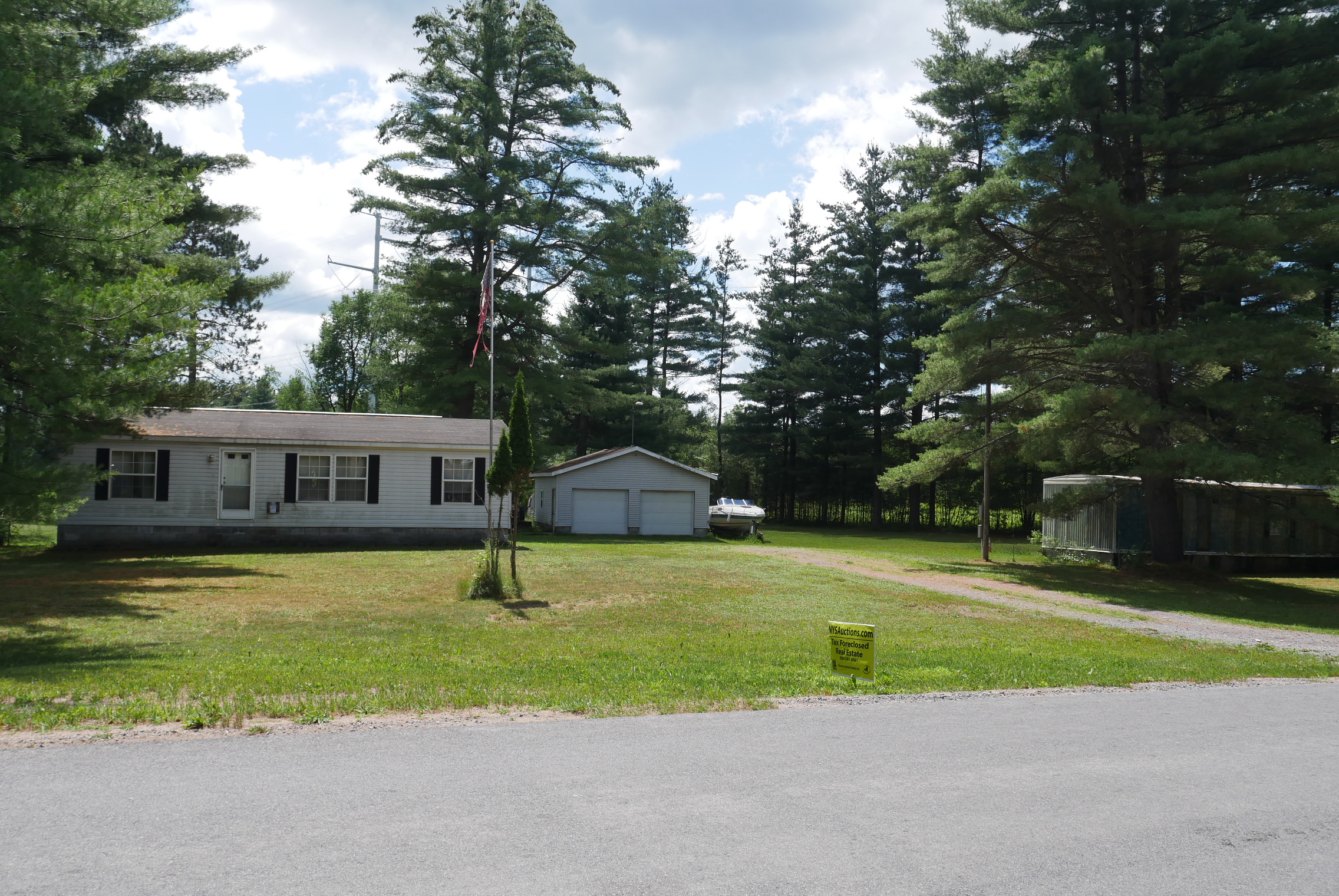 7668-70 Soft Maple Rd
