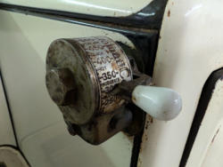 25_18